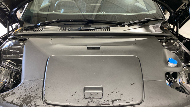 Volvo EX30 200kW SM Extended Range Ultra 69kWh 5dr Auto Electric Estate